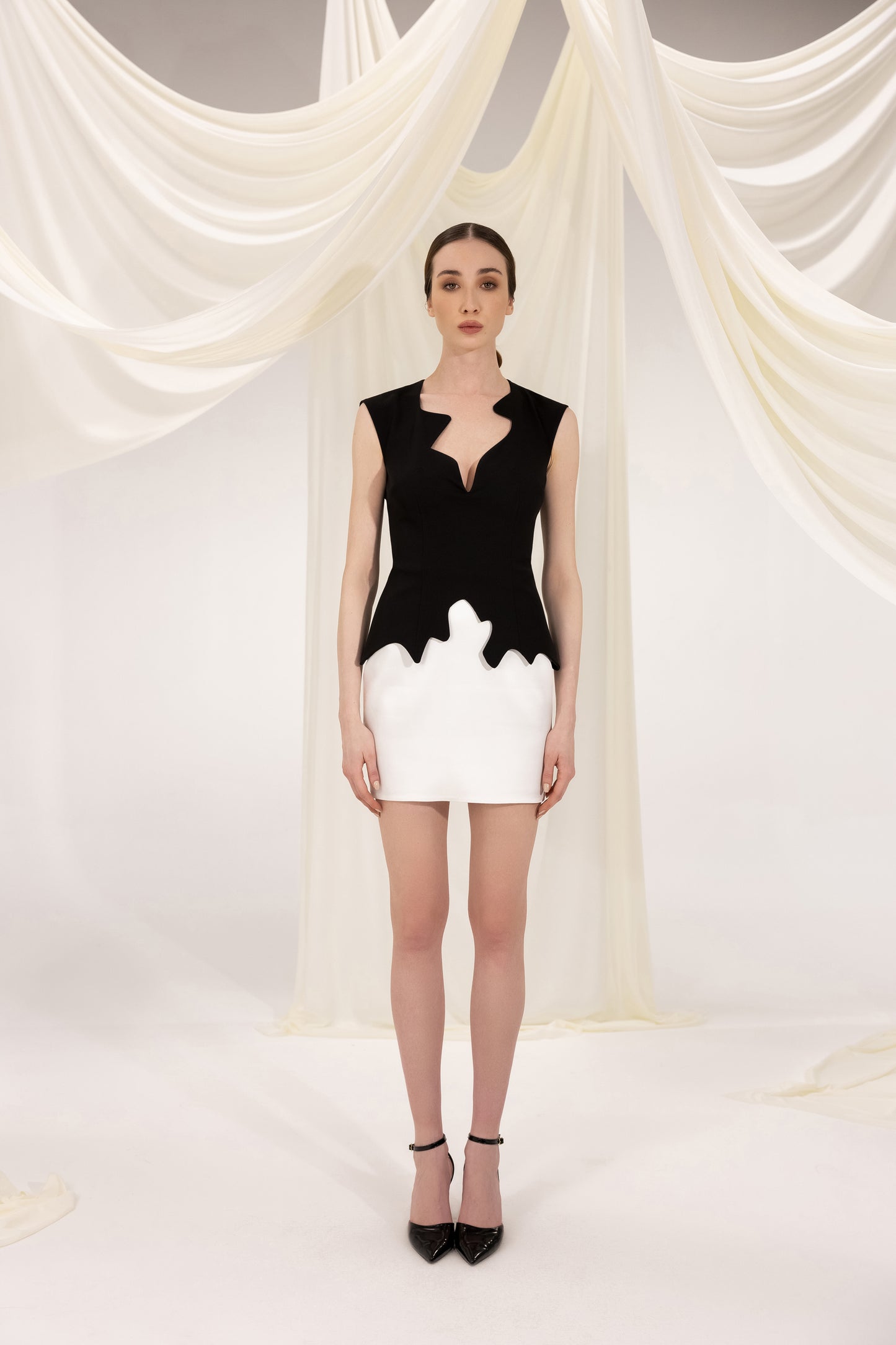 AMELIA BLACK & WHITE MINI DRESS