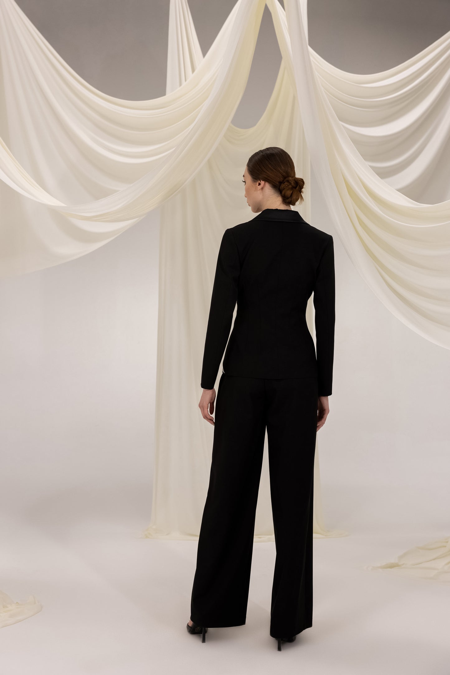 RIVA WHITE PANTS