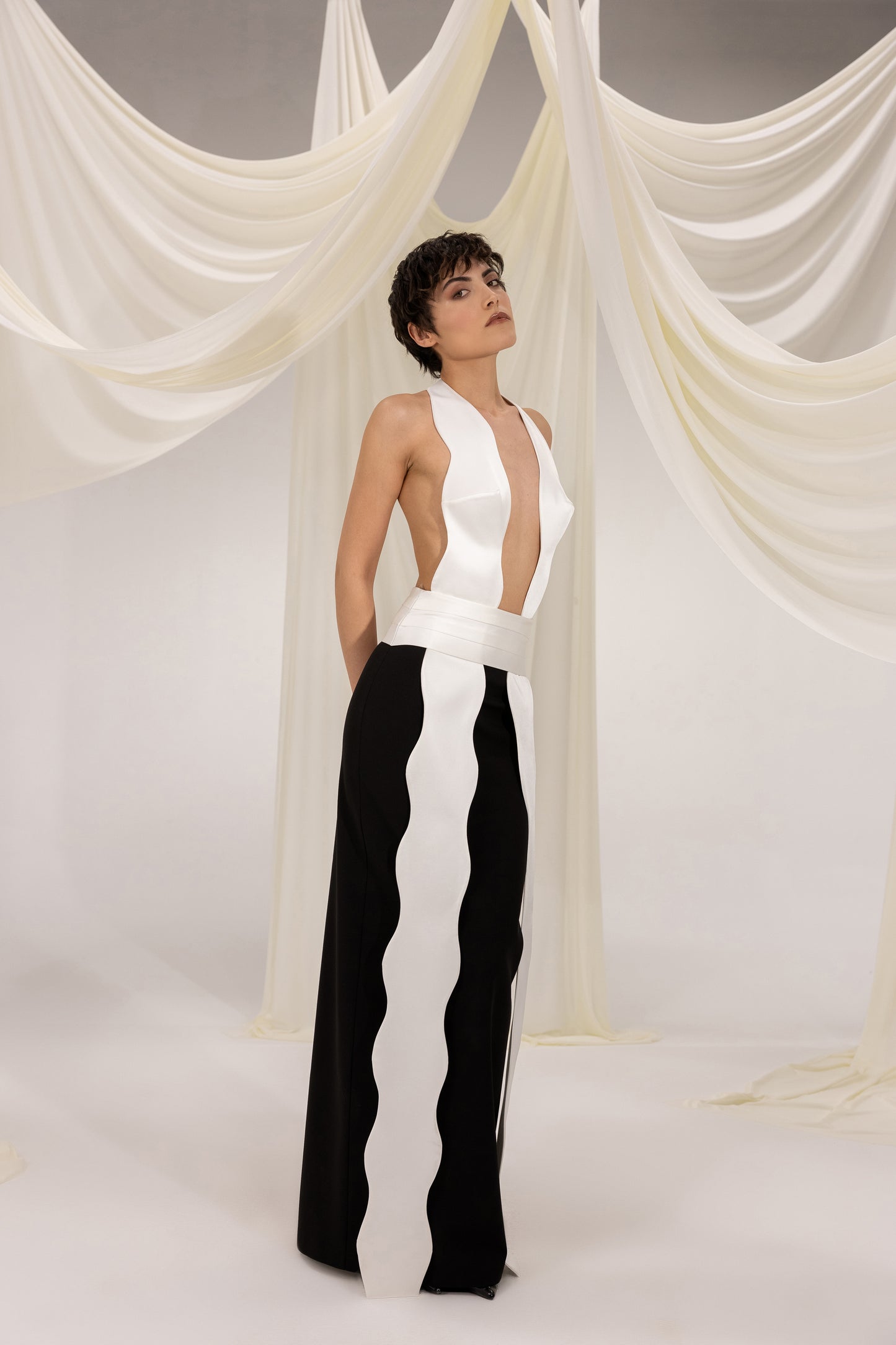 ESMERALDA BLACK & WHITE MAXI DRESS