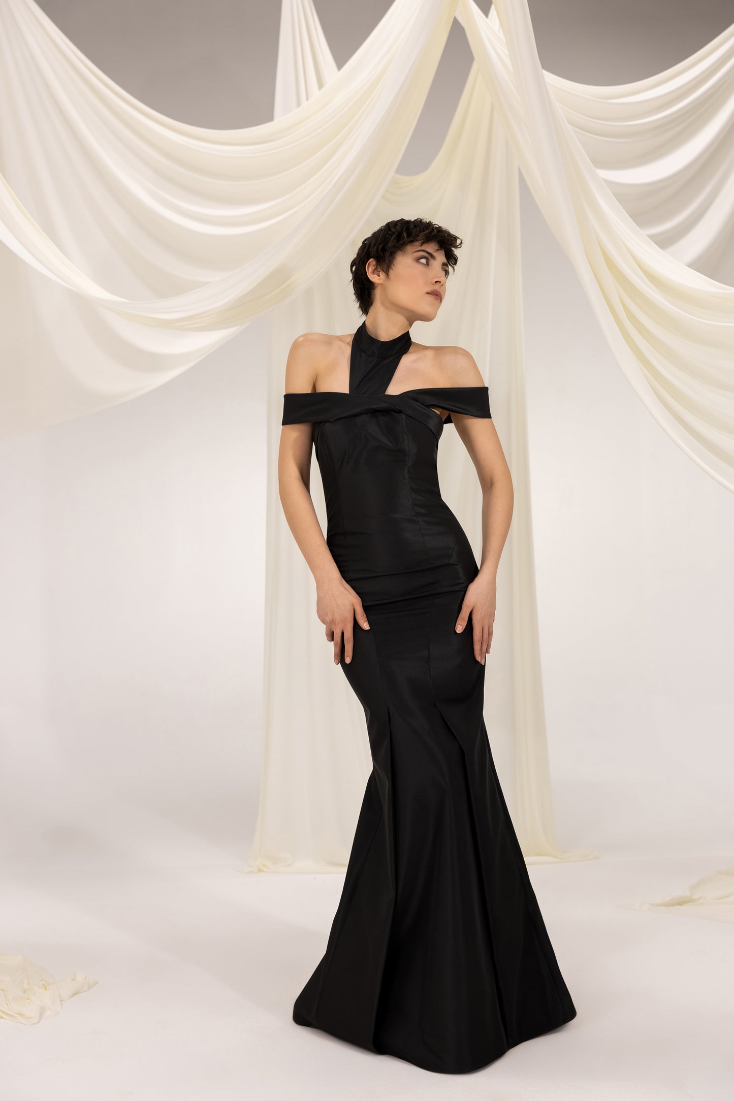 AMIR BLACK MAXI DRESS