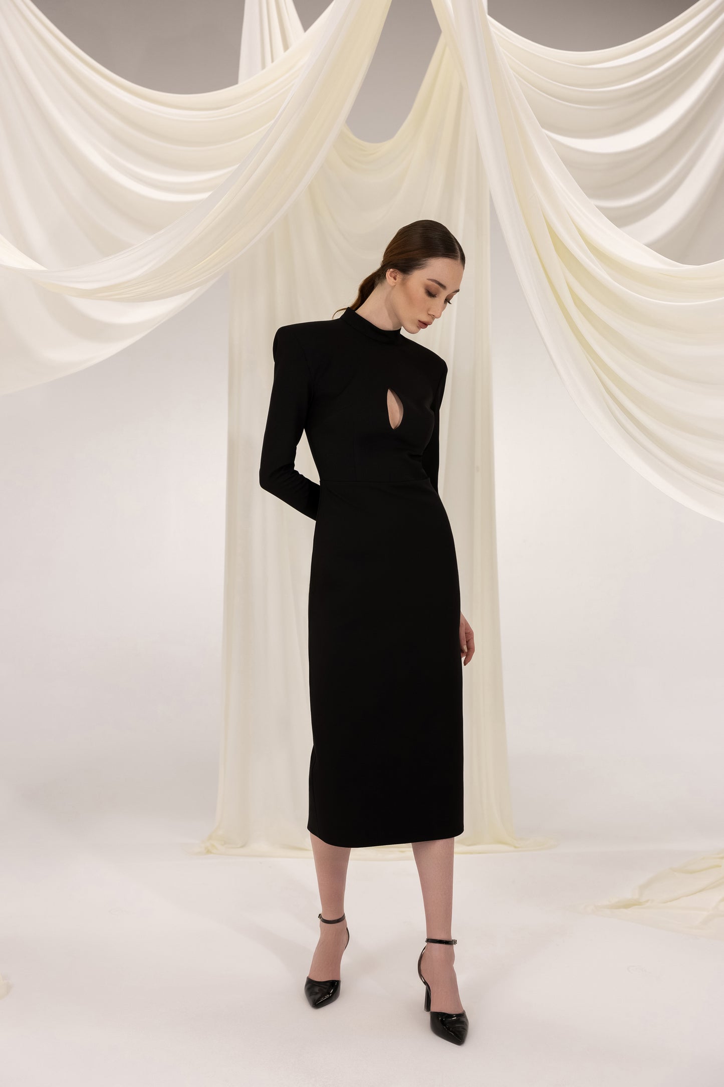 URSULA BLACK MIDI DRESS