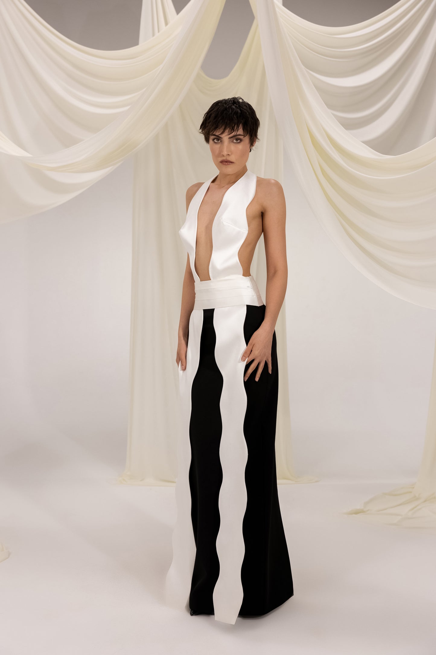ESMERALDA BLACK & WHITE MAXI DRESS