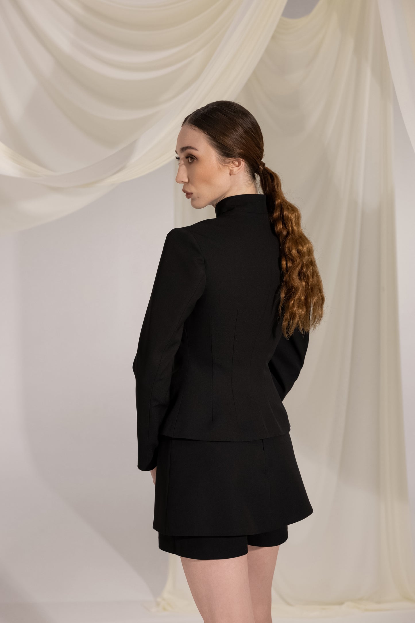 DOROTHA BLACK JACKET