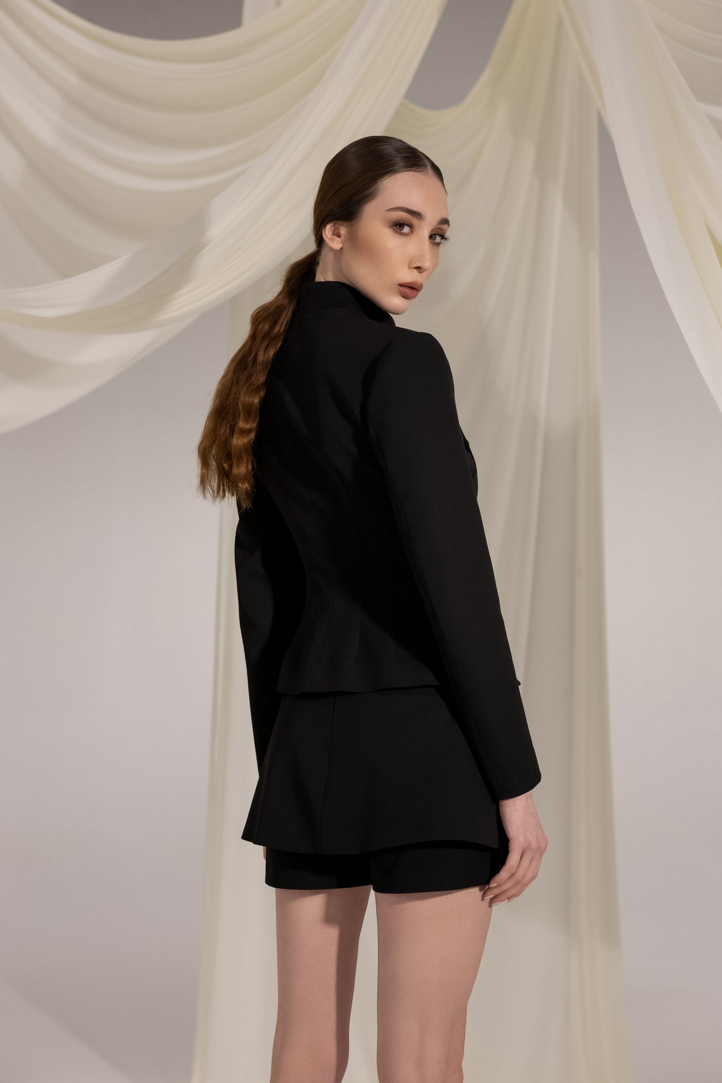 DOROTHA BLACK JACKET